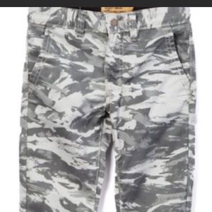 Boys slim fit size 10 lucky brand jeans